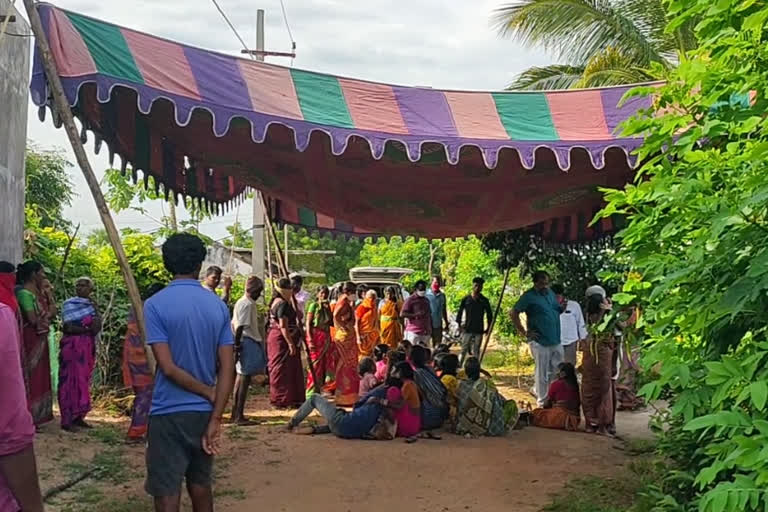 protests at the mpp house