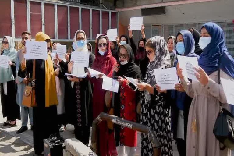 Afghan women protest in Kabul for their rights