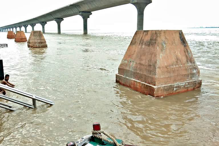 GANGA WATER LEVEL IS CONTINUOUSLY DECREASING IN PATNA