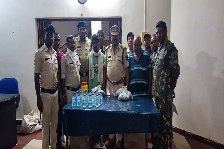 2 arrested for selling illegal liquor and ganja in Koriya