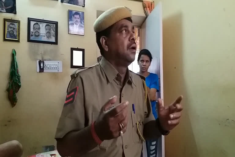 चूरू पुलिस कांस्टेबल का आरोप