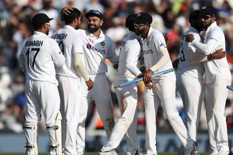 Watch: Unseen visuals from dressing room after India's victory at Oval