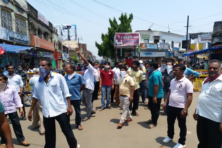 Shopkeepers asked permission to open shop in Dumka