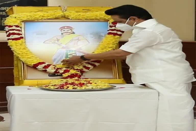 MK Stalin pays homage to Veerapandiya Kattabomman on his  Memorial Day