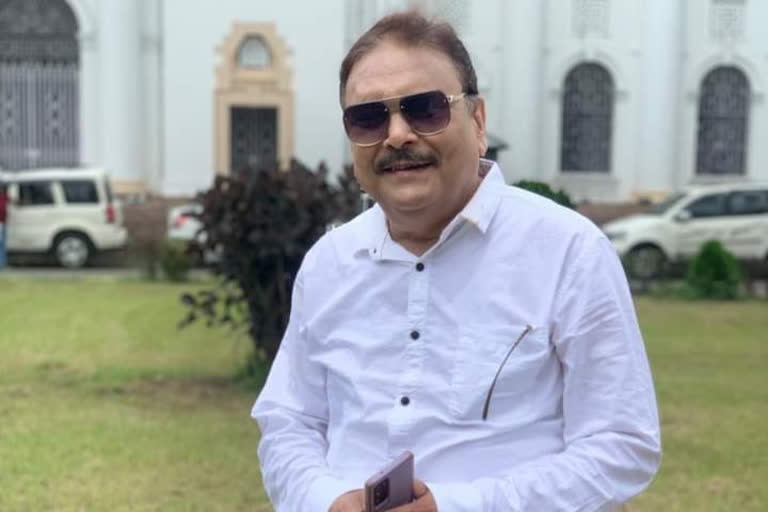 raajhorshee de and raja chanda making biopic on madan mitra