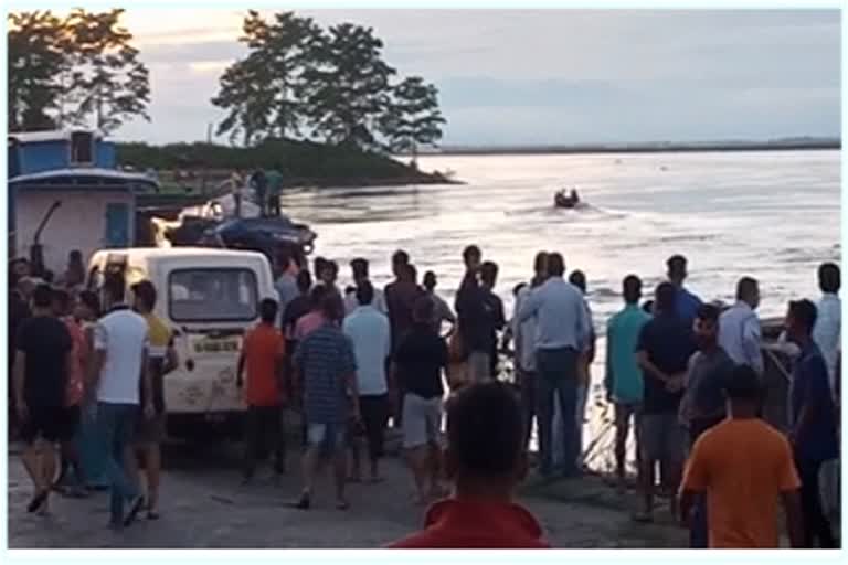 boat-collides-head-on-brahmaputra-river-in-majuli