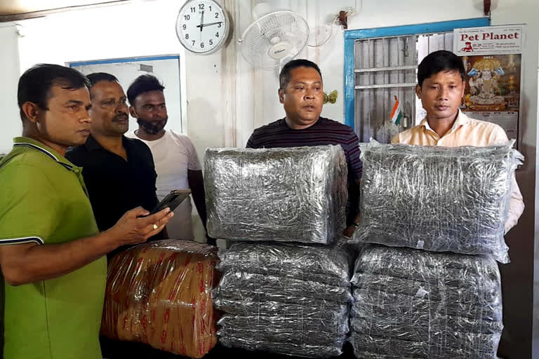 siliguri-police-recovered-60-kg-ganja-and-arrested-the-accused