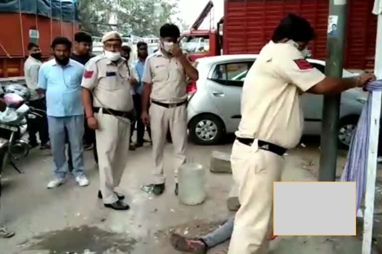 Youth murdered on middle road in Narayana area delhi