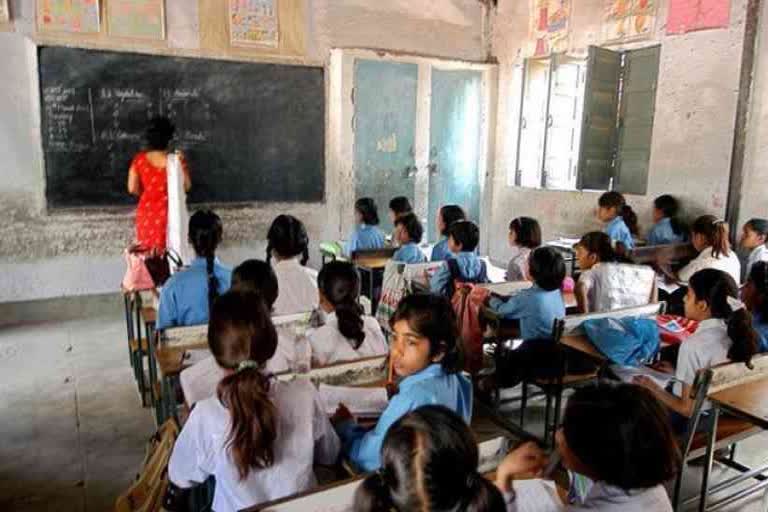 high-court-lifts-stay-on-recruitment-of-primary-teachers-in-uttarakhand