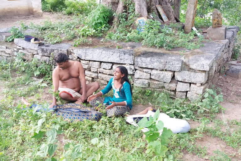 two children drowned in temple pond