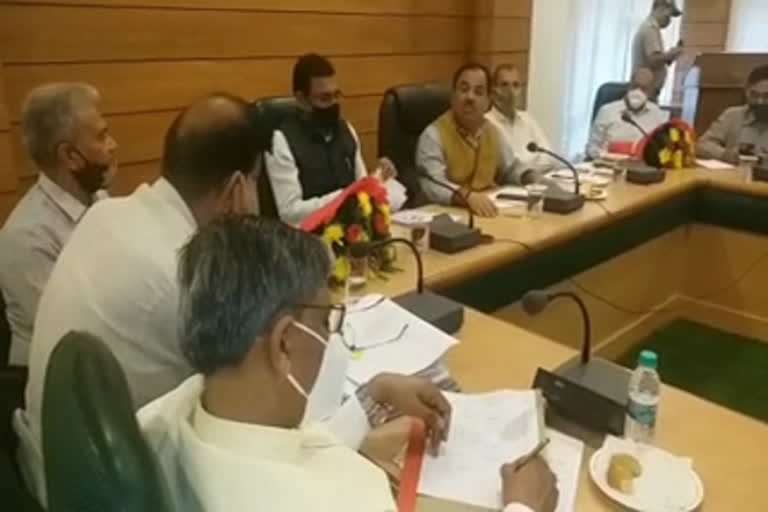 acs-anand-vardhan-apologized-for-misbehaving-with-journalists-in-forest-department-meeting