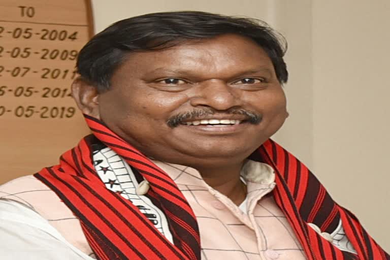 union-tribal-affairs-minister-arjun-munda-to-visit-assam-on-a-two-day-visit