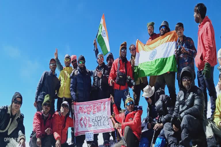 9-mountaineers-from-assam-finish-tracking-at-udan-kol-pass-above-5400-sea-level