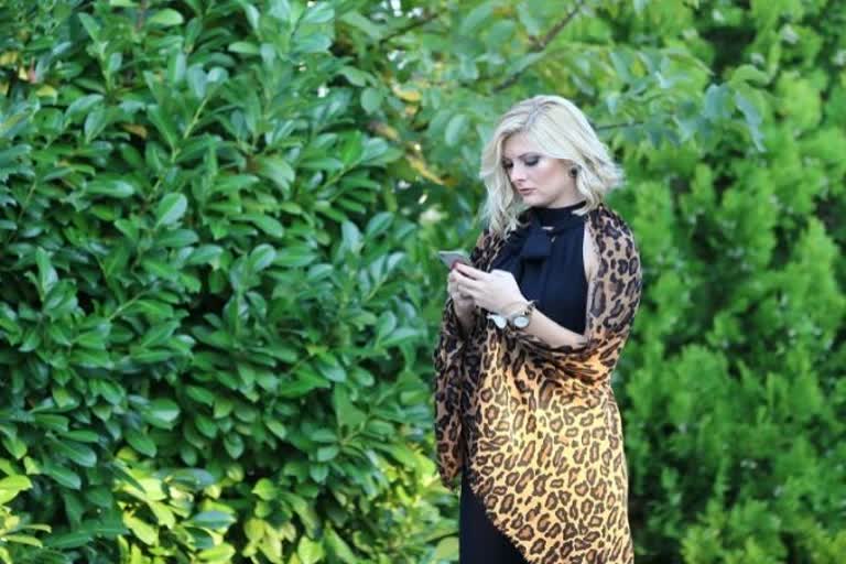 How To Carry Peppy Prints, what are peppy prints, peppy print clothes, animal print clothes, leopard print dresses, zebra print outfits, what are the latest fashion trends, latest fashion trends, fashion trends, fashion tips, outfit ideas, funky outfit ideas, lifestyle, clothes