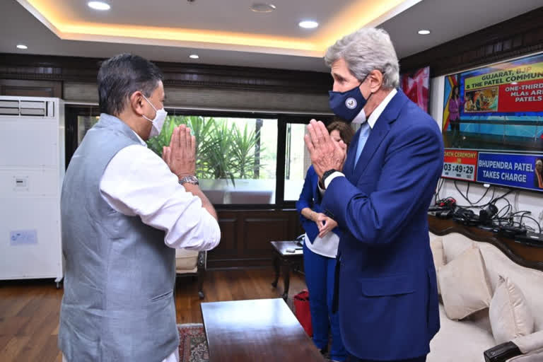 John Kerry met with R.K. Singh