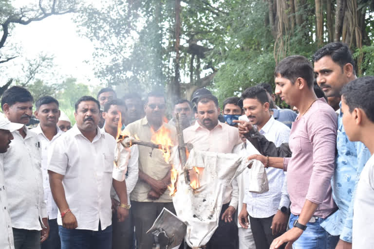 burning of a statue of kirit somaiya