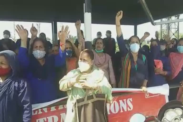 aash workers protest at Jammu