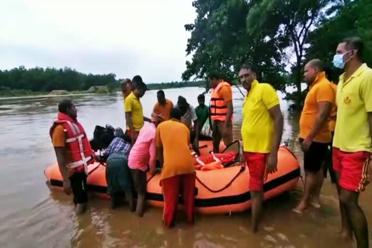 four man rescue in budhabalanga river over heavy rain in mayurbhanj