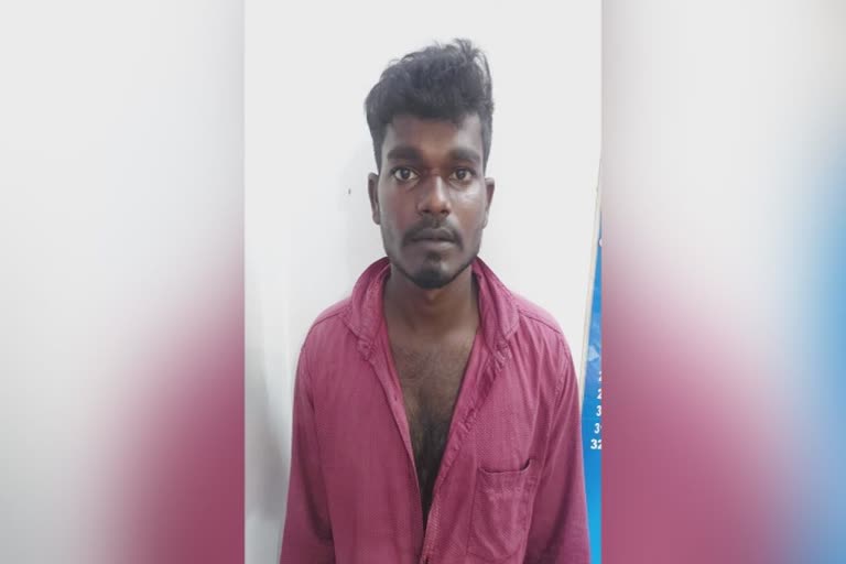 Defendant absconding in jewellery robbery case arrested in kannur  ജ്വല്ലറി കവർച്ച കേസ്  മാല മോഷണം  മോഷണം  robbery case  robbery  കല്ലാച്ചി ജ്വല്ലറി മോഷണം