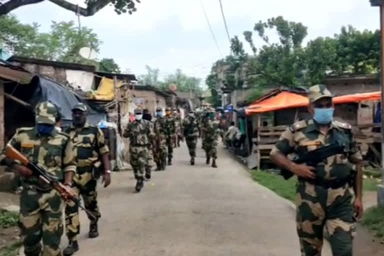 Central forces route march in Jangipur and Samsherganj Before Assembly Election