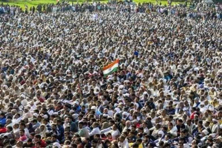 Jharoda Kalan border has been closed using barricades