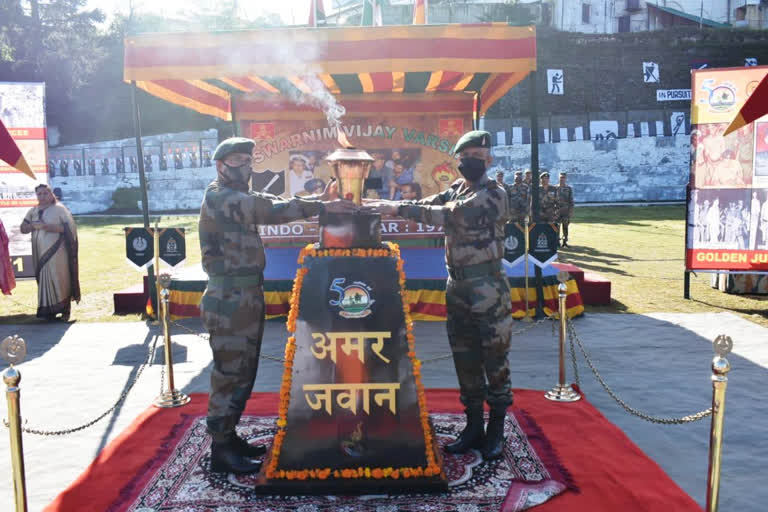 swarnim vijay mashaal welcomed with Indian military honors in Dalhousie