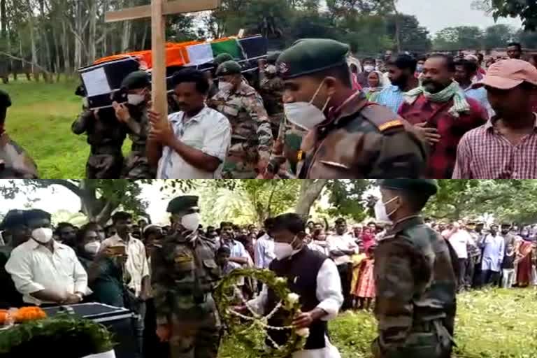 army-jawan-pradeep-kispotta-cremated-with-state-honors-in-ranchi