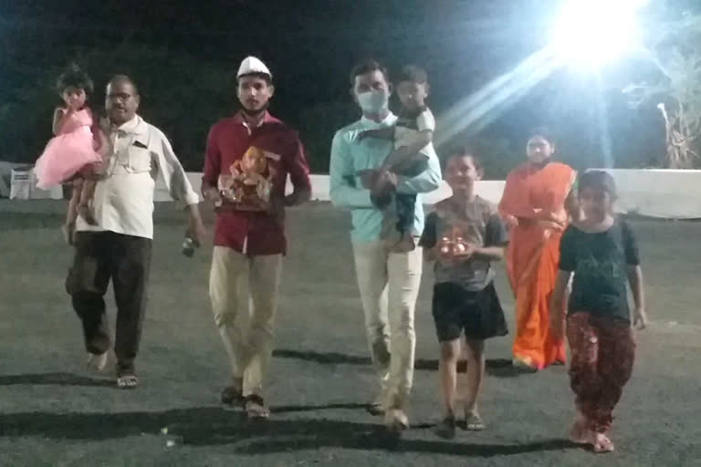 immersion of ganpati begins in Amravati