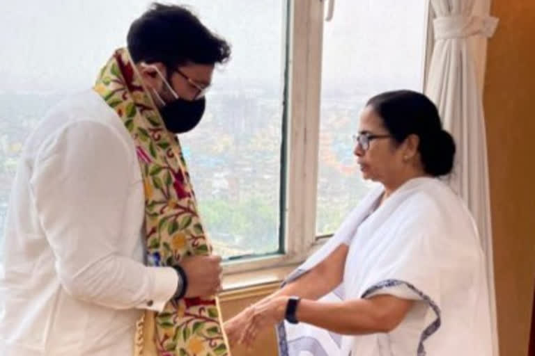 Babul Supriyo meets mamata