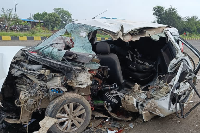 sub inspector dies in road accident