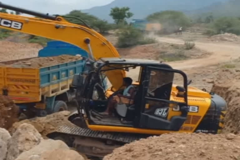 sandtheft-in-dindigul