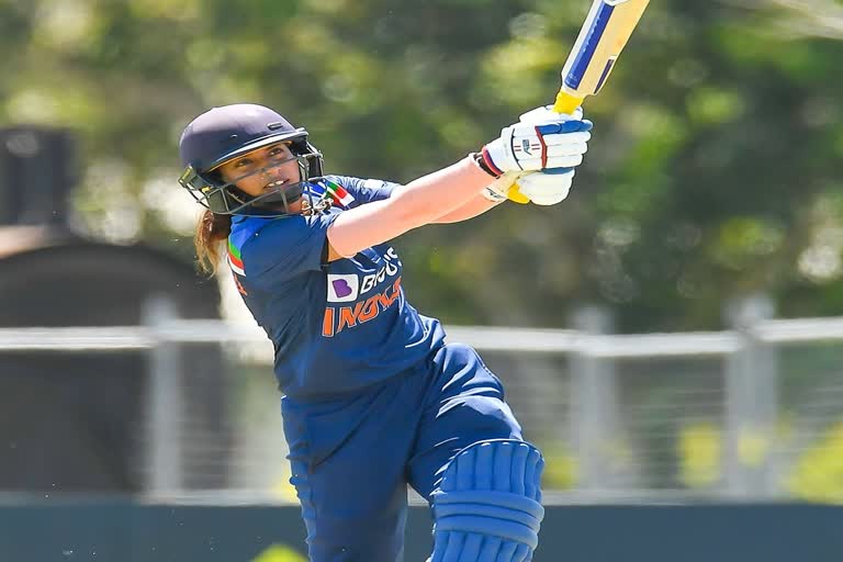 Mithali reaches milestone, completes 20,000 career runs