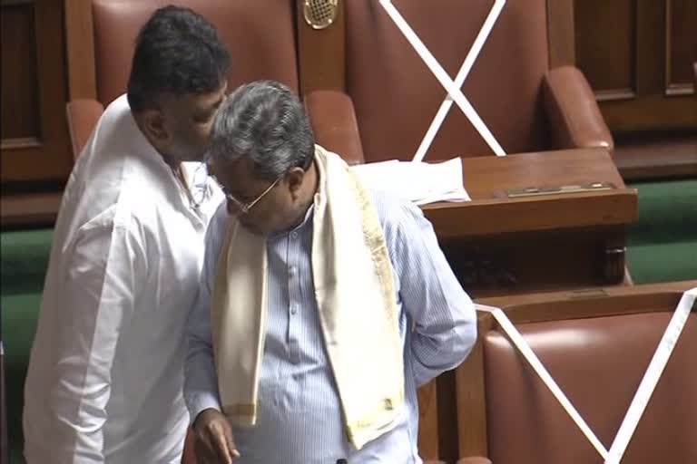 Opposition leader Siddaramaiah talking in Assembly session