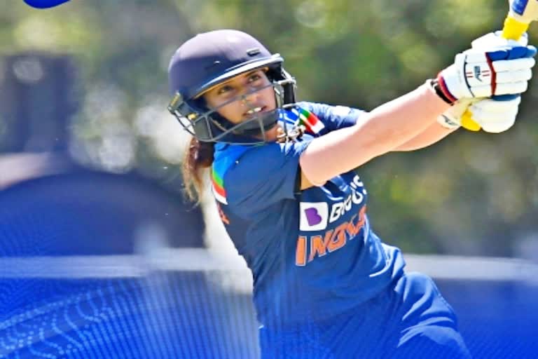 वनडे कप्तान मिताली राज  Captain Mithali Raj  वनडे अंतरराष्ट्रीय मैच  one day international match  भारतीय महिला क्रिकेट टीम  ऑस्ट्रेलियाई महिला क्रिकेट टीम  खेल समाचार  Indian Women Cricket Team  Australian Women Cricket Team  Sports News