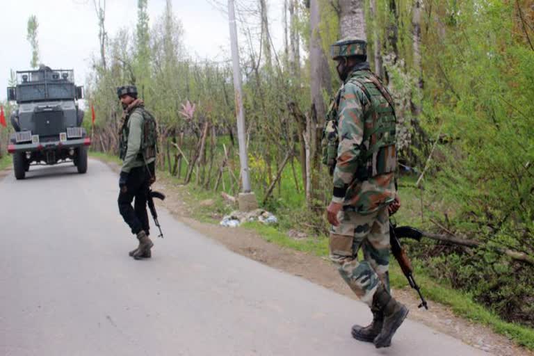 shopian-unidentified-gun-man-fired