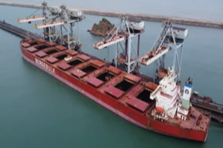 Eight arrested so far in 3 mt Heroin seizure at Gujarat port