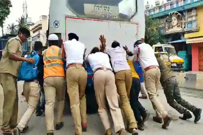 old-bmtc-bus-repaired-in-bengaluru