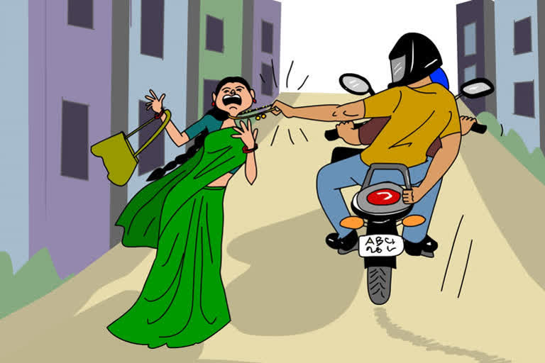 Chain theft in Markapuram zone Darimadugu