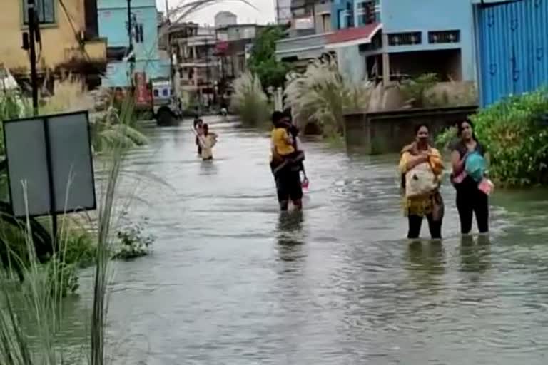 ସ୍ବଳ୍ପ ବର୍ଷାରେ ବୁଡ଼ୁଛି ଅନୁଗୋଳ ସହର, ନିରବ ସାଜିଛି ପ୍ରଶାସନ