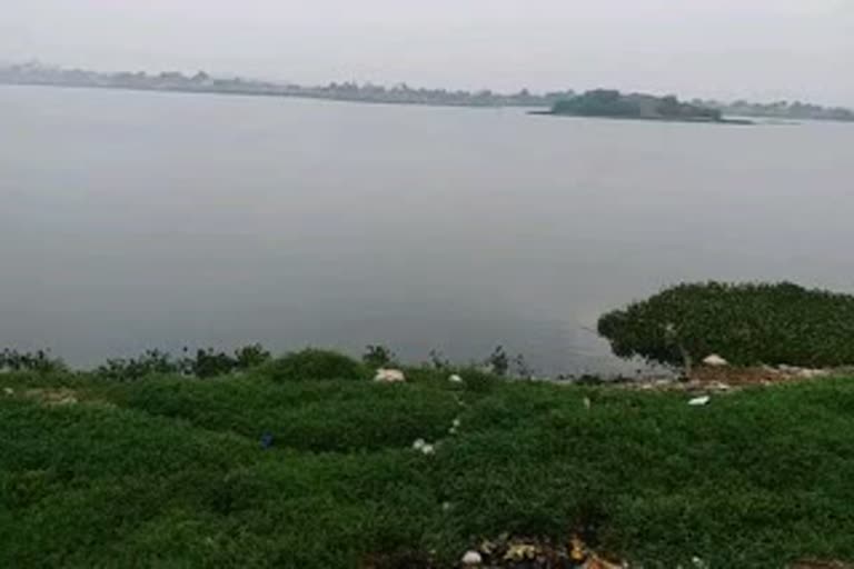 સાબરમતી નદી પ્રદુષિત થતા ગુજરાત હાઇકોર્ટે સુઓમોટો દાખલ કરી