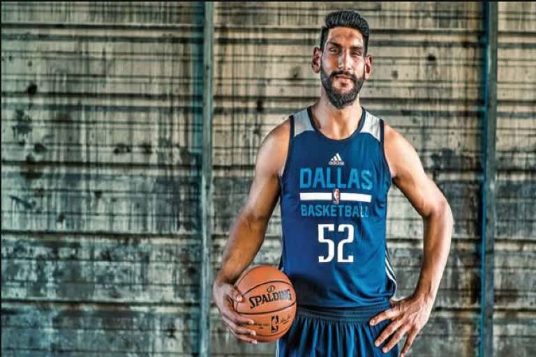 Indian basketball player satnam singh to become professional boxer