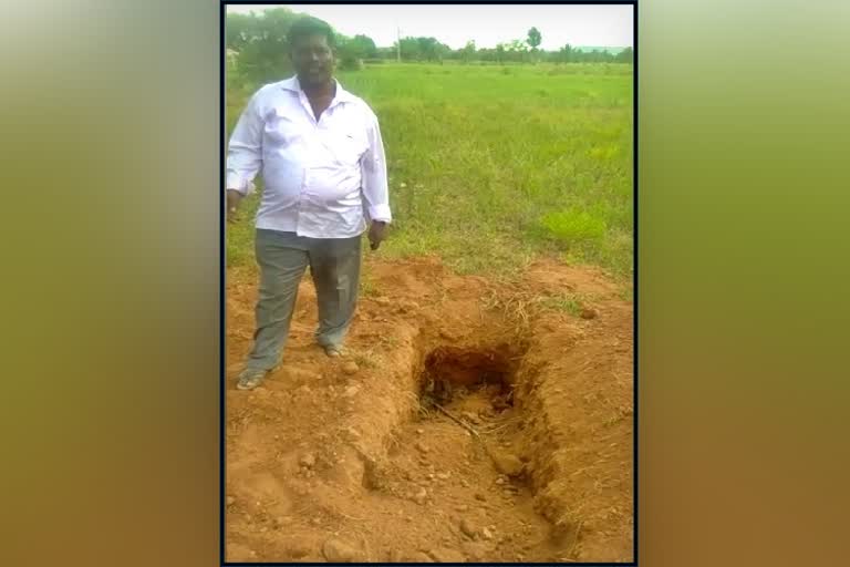 Unknown persons taken away buried corpse for black magic