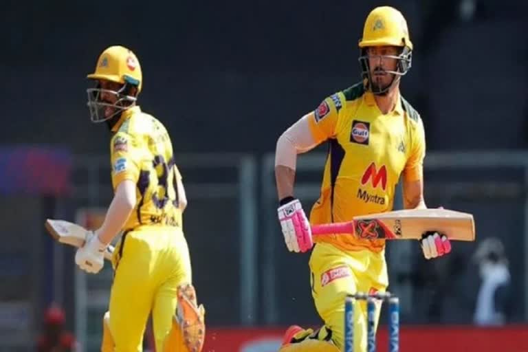 चेन्नई सुपर किंग्स ने रॉयल चैलेंजर्स बेंगलौर को छह विकेट से हराया