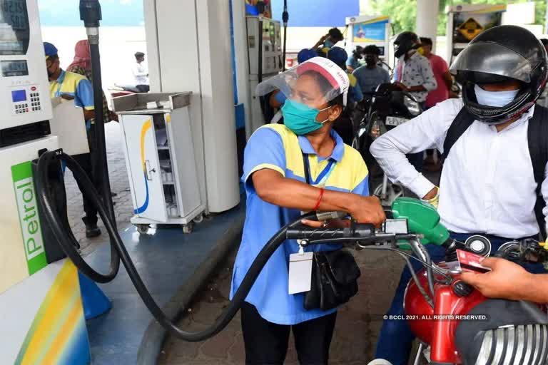 Aged petrol steady in diesel price