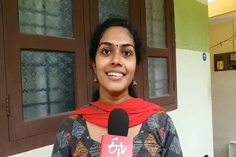 Ashwathy won civil service in fourth attempt  civil service  civil service exam result  മൂന്ന് തവണത്തെ പരാജയങ്ങളിലും തളരാതെ അശ്വതി പൊരുതി നേടിയത് സിവിൽ സർവീസ് മധുരം  സിവിൽ സർവീസ്  സിവിൽ സർവീസ് പരീക്ഷ