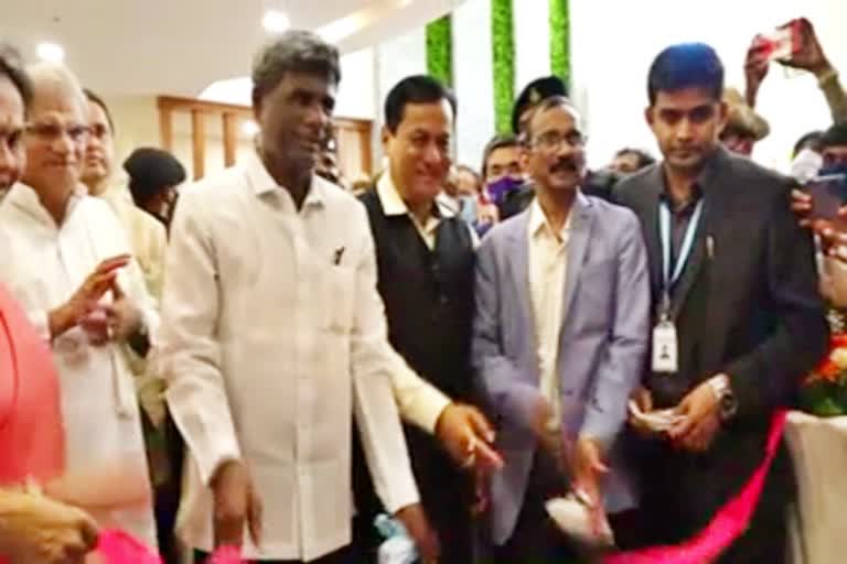 minister- sonowal-inaugurates-ratnasri-ayurveda-hospital-in-udupi