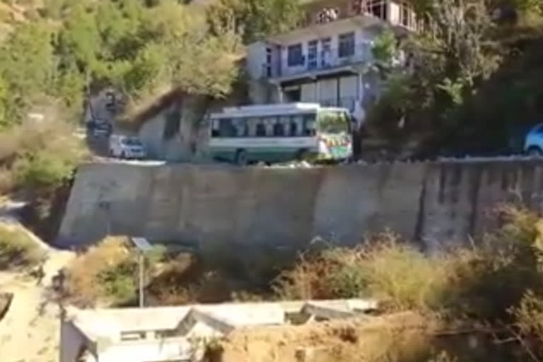 Bus service in karsog