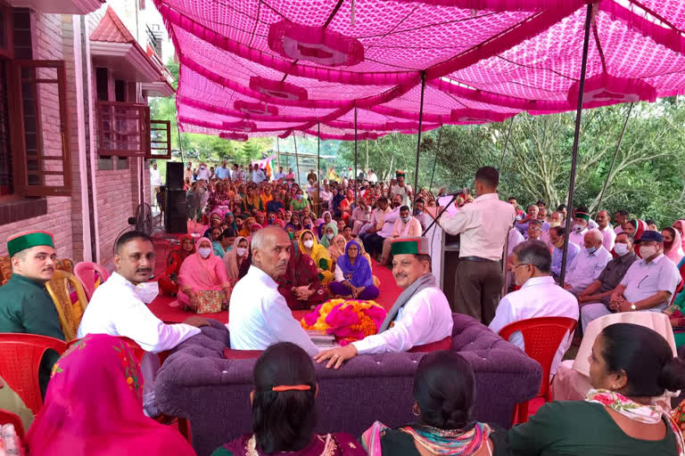 Honor ceremony of Mahila Mandal and Panchayat representatives held in Patlandar
