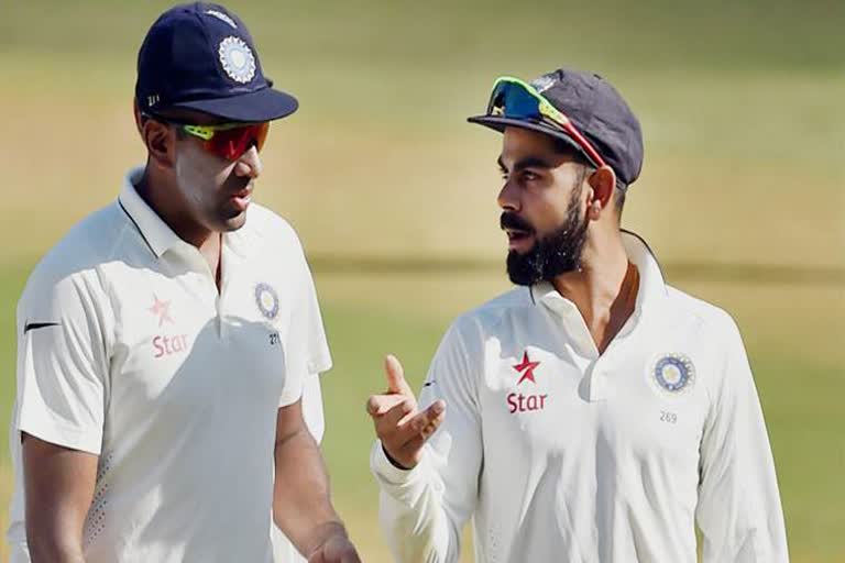 Ravichandran Ashwin and Virat Kohli