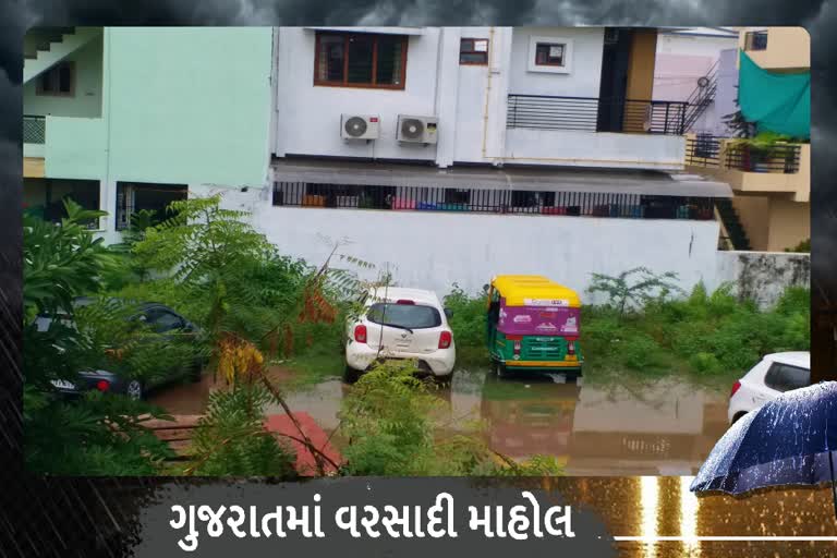 અમદાવાદમાં ધોધમાર વરસાદ- મનપાના પ્રીમોન્સૂન કામગીરીના દવાઓની ખુલી પડી પોલ